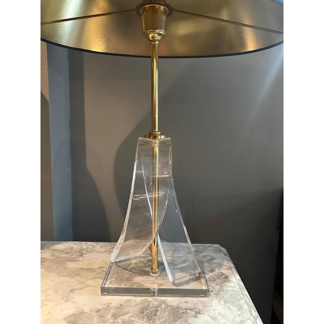 French Acrylic Glass and Brass Table Lamps, Set of 2 For Sale - Image 6 of 13