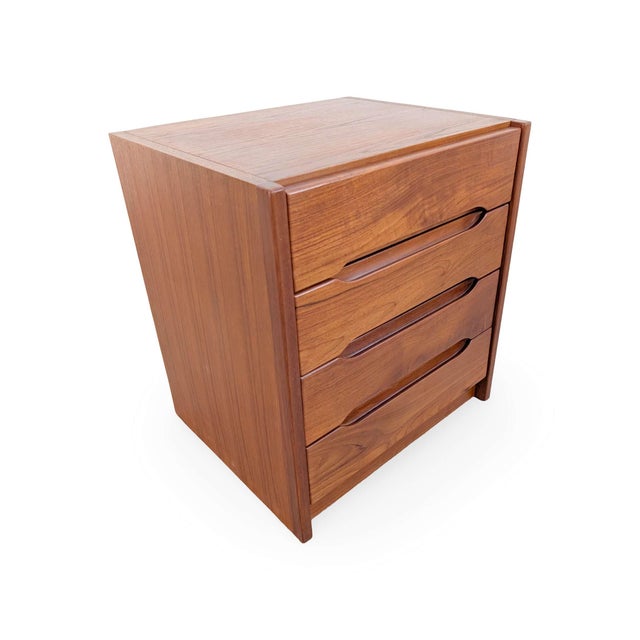Brown Mid-Century Modern Teak Chest of Drawers by E.W. Bach For Sale - Image 8 of 10