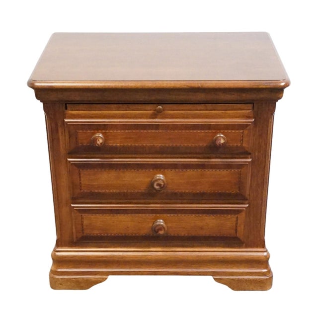 American Alexander Julian Home Colours Collection Cherry Early American Traditional 25" Nightstand 710-360 For Sale - Image 3 of 15