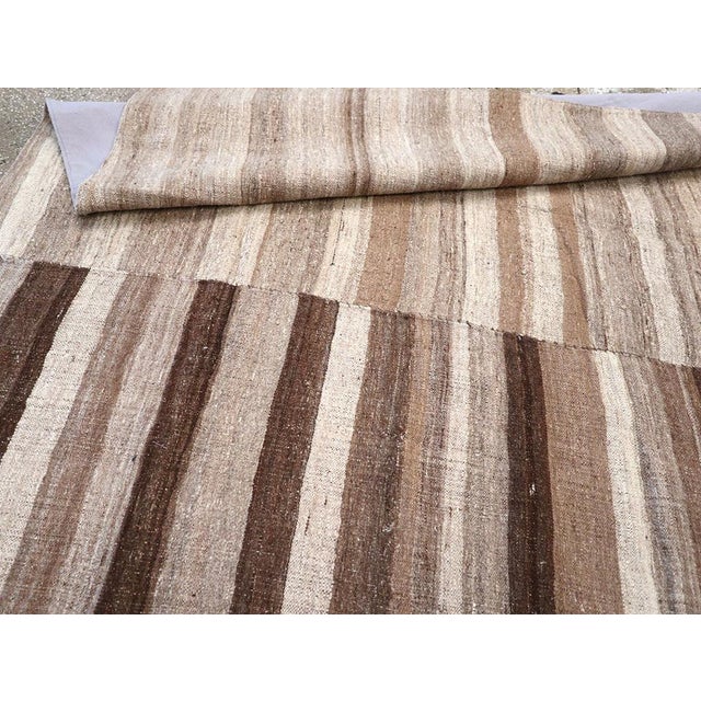 Beige Galerie Shabab Collection Mid-20th Century Turkish Flatweave Kilim Gallery Carpet For Sale - Image 8 of 8