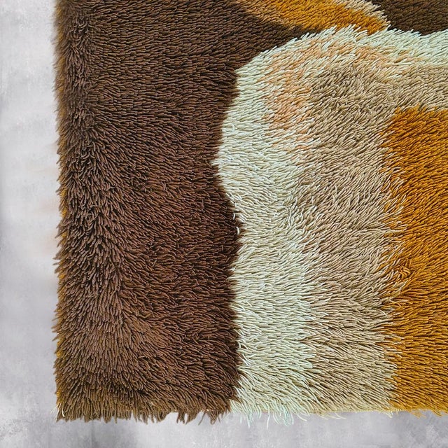 Brown Vintage Space Age Wool Rug, 1970s For Sale - Image 8 of 12