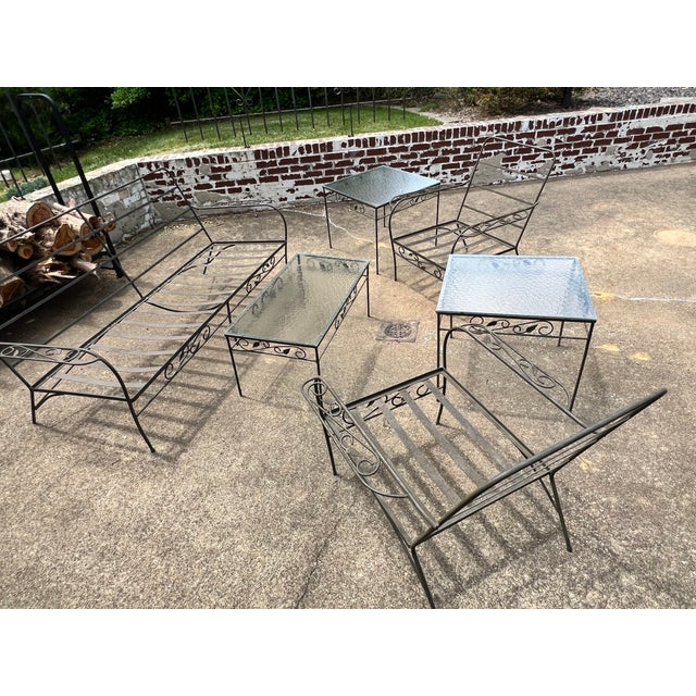 Russell Woodard Vintage Mid-Century Russell Woodard Wrought Iron Patio Set, Attributed, 6 Pieces For Sale - Image 4 of 16