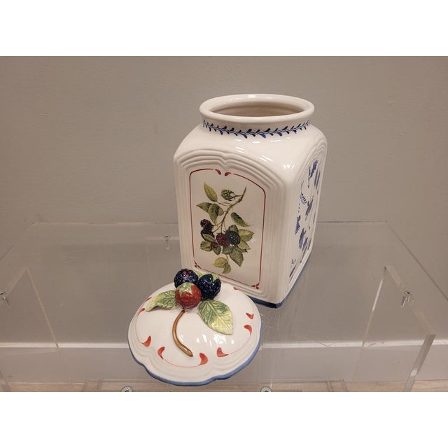 White Hermetic Jar from Villeroy & Boch, Germany For Sale - Image 8 of 14