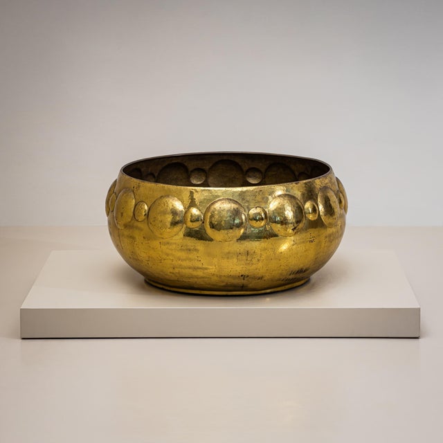Metal Large Brass Planter, Italy, Mid-20th Century For Sale - Image 7 of 7