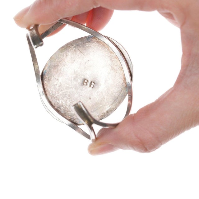 6.25" Vintage Zuni Cardinal Inlay sterling bracelet For Sale In Austin - Image 6 of 10