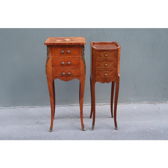 1930s Very Elegant Set of Two Narrow Rosewood French Louis XV Style Side Tables Nightstands. For Sale - Image 18 of 18