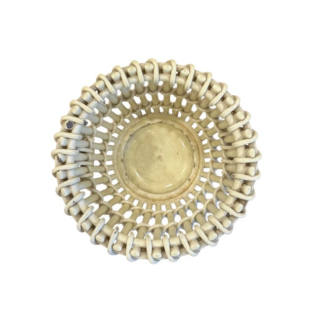 Vintage English Creamware Ivory Woven / Open Weave Reticulated Basket / Basketweave Ring Handled Jardiniere / Cache Pot / Cachepot / Planter For Sale - Image 10 of 11