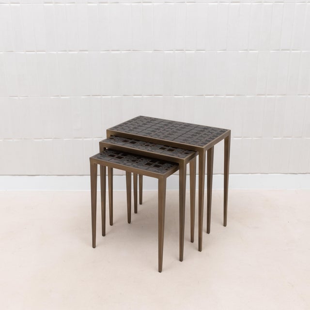 R & Y Augousti Set of 3 Nesting Tables in Black Shagreen and Black Pen Shell With Bronze Patina Brass by R&y Augousti For Sale - Image 4 of 12