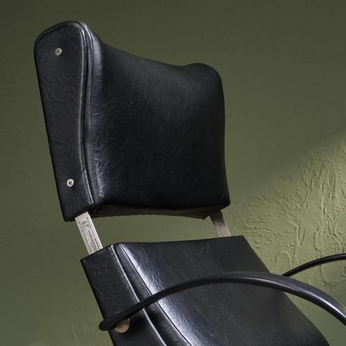 P40 Lounge Chair in Stainless Steel and Black Faux Leather by Osvaldo Borsani for Tecno, Italy, 1950s For Sale - Image 10 of 13