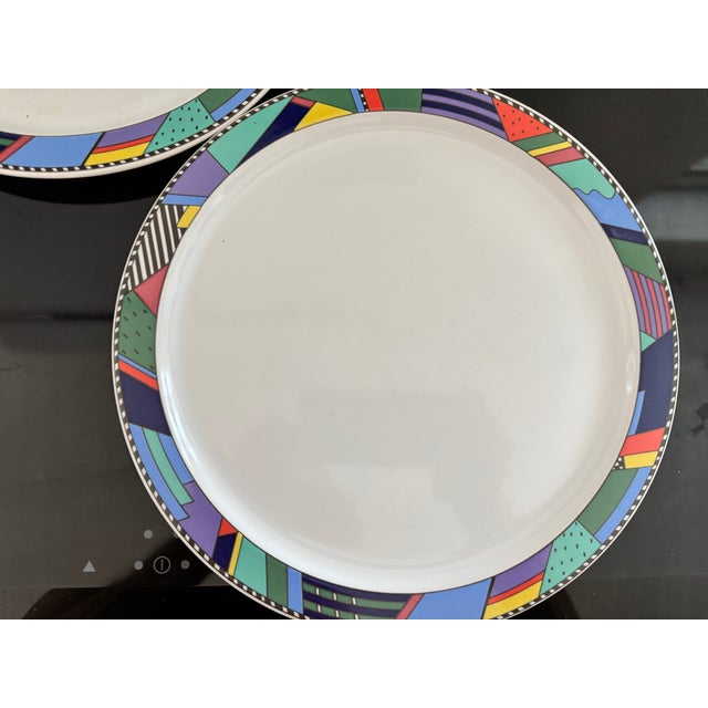 Scenario Metropol Dinner Plates by Barbara Brenner for Rosenthal, 1990s, Set of 3 For Sale - Image 13 of 17