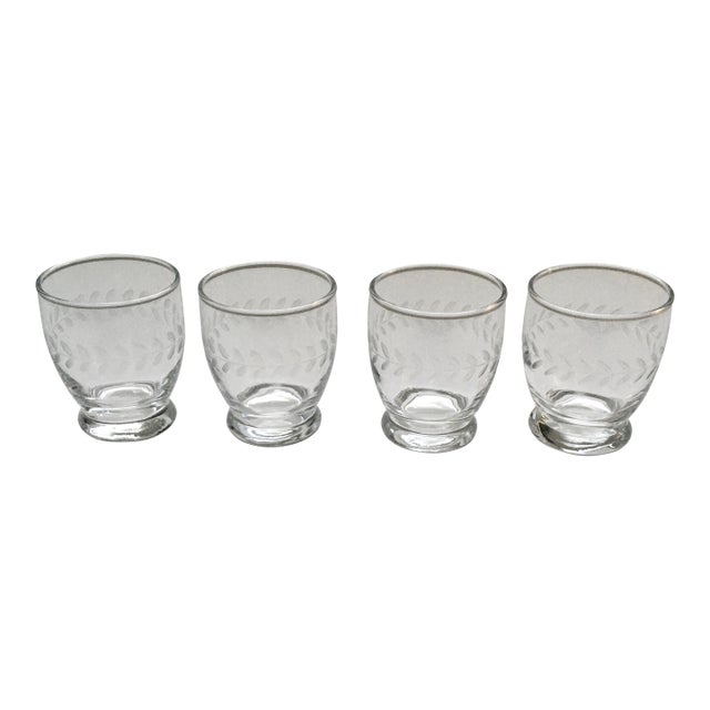 Mid 20th Century Laurel Wreath Etched Glass Juice Glasses- Set of Four For Sale