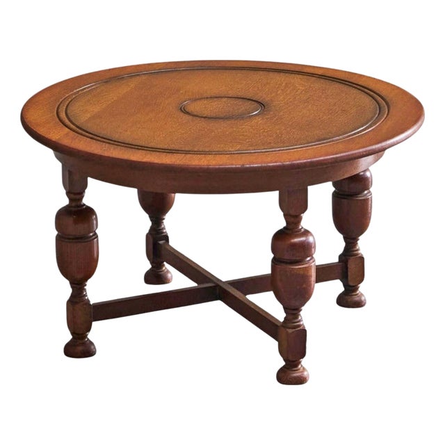 Vintage Round Coffee Table with Baluster Legs in Oak by H. Pander & Zonen, 1920s For Sale