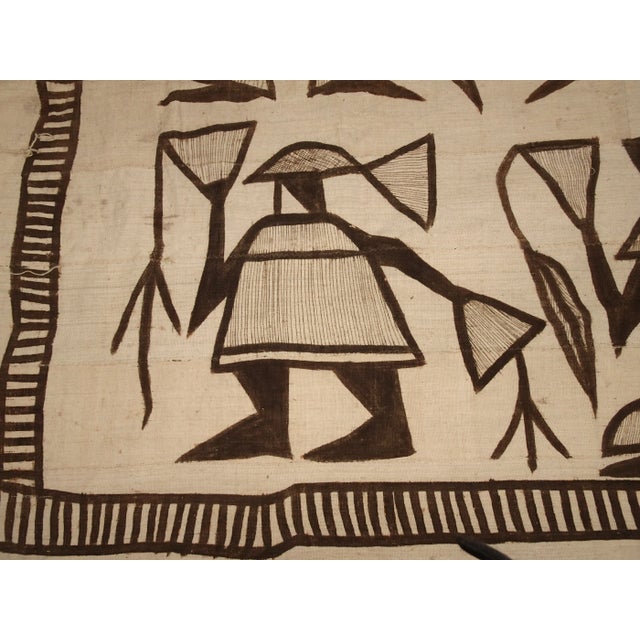 1990s Vintage White African Hand Painted Linen Cloth Textiles Geometric Figures For Sale - Image 5 of 12