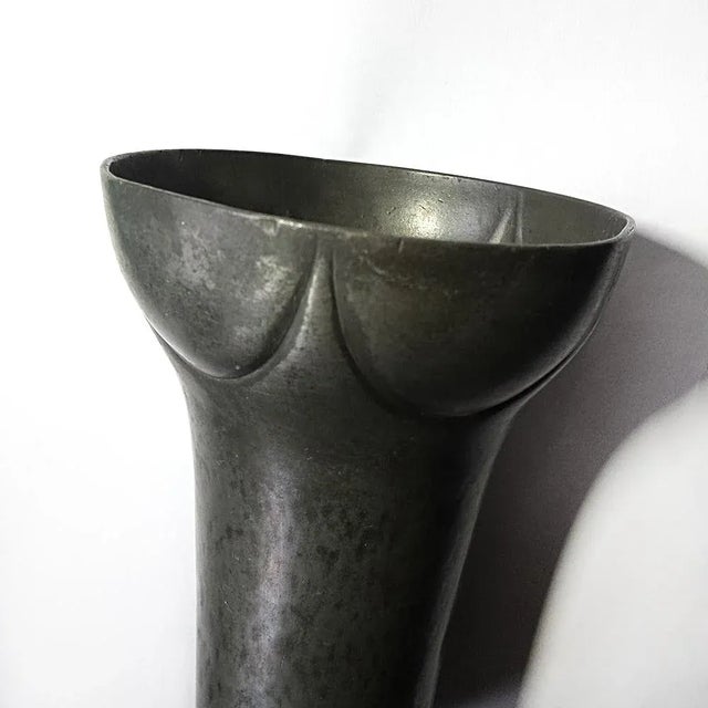 Antique Model 4626 Vase by Hugo Leven For Sale - Image 3 of 6