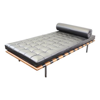 Daybed in Black Leather by Ludwig Mies Van Der Rohe for Knoll International, 2010s For Sale
