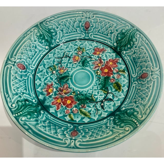 •Just in this beautiful Majolica compote. Produced by the renowned German manufacturer Villeroy & Boch at their Schramberg...