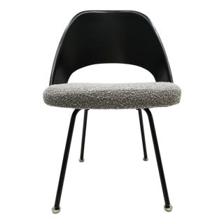 1960 Saarinen Executive Side Chair with Fiberglass Back by Knoll For Sale