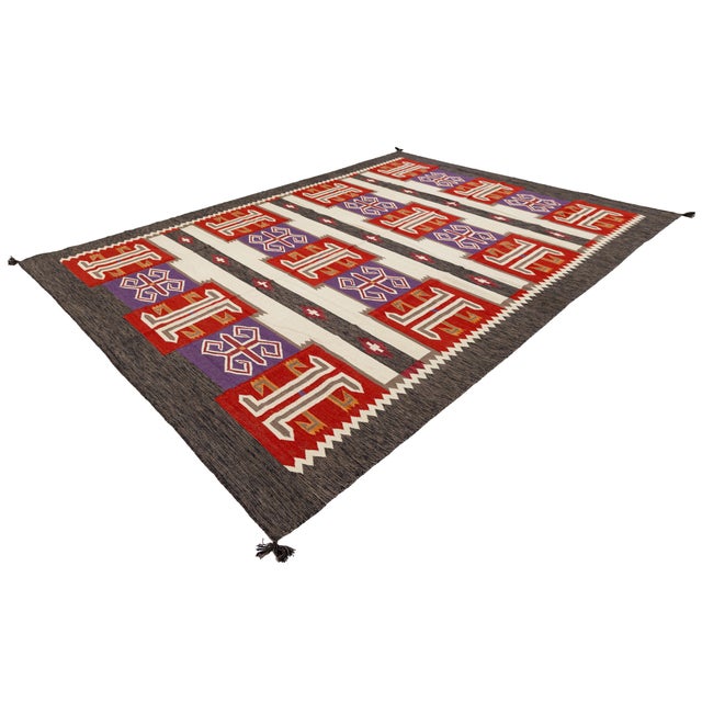Contemporary Navajo Style Wool Rug – Modern Geometric American Textile Accent For Sale - Image 10 of 13