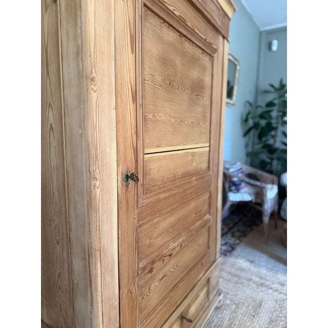 French Country Armoire in Stripped Pine, 19th Century For Sale - Image 9 of 18