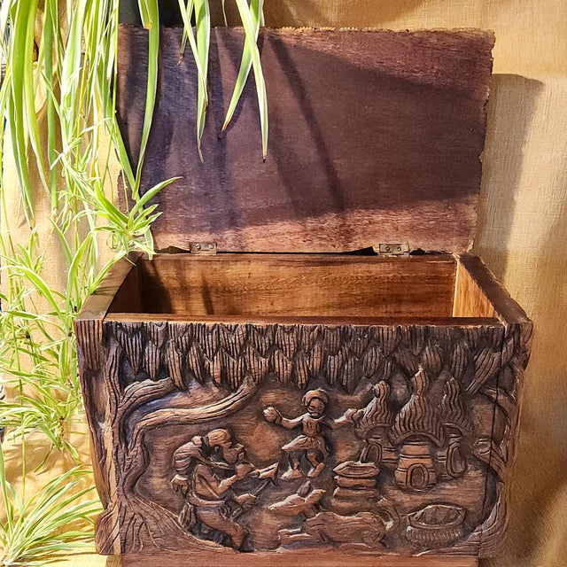 Mid 20th Century Hand-Carved Wooden Keepsake Trunk – Vintage Figural Scene, Boho Decor For Sale - Image 4 of 15