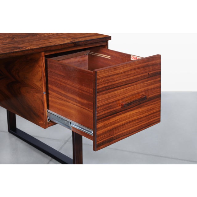 Auburn Danish Modern Rosewood Desk by Henning Jensen and Torbin Valeur For Sale - Image 8 of 15