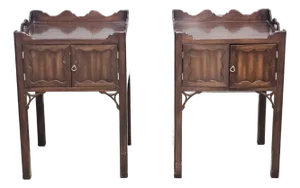 Late 20th Century Pair of Kittinger Williamsburg Mahogany Chippendale End Tables Night Stands Cw 57