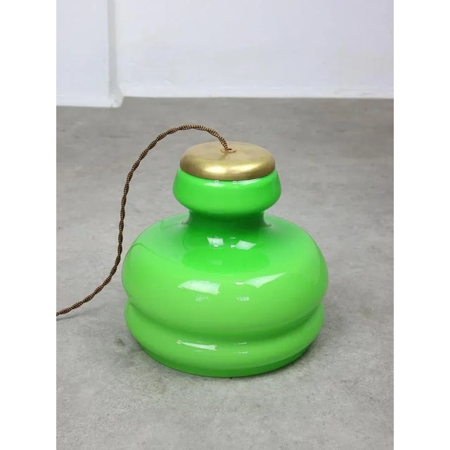 Chartreuse Mid-Century Italian Green Brass and Glass Pendant Lamp For Sale - Image 8 of 11
