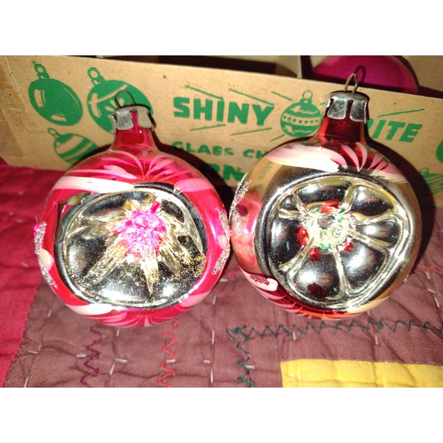 Mid-Century Modern Shiny Brite and Other Ornaments in Shiny Brite Box For Sale - Image 3 of 18