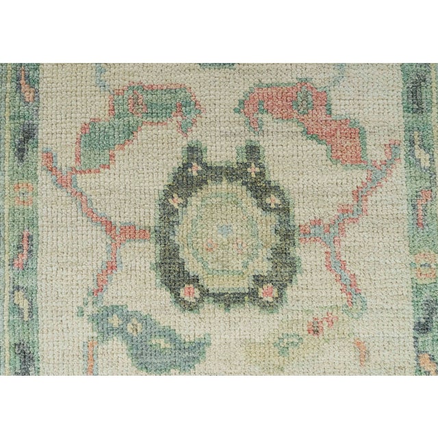 Early 21st Century Turkish Oushak Rug 2'9" x 5' #20254 For Sale - Image 5 of 8