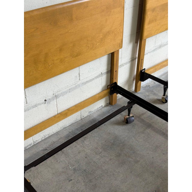 Heywood Wakefield Solid Maple Wood Twin Size Bed Frames Set of 2 Mid-Century Modern 1950s For Sale - Image 9 of 10