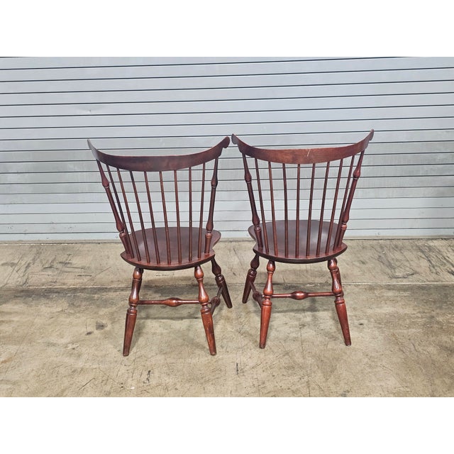 Late 20th Century Set of 6 Nichols & Stone (Stickley) Cherry Fan Back Windsor Chairs For Sale In Cleveland - Image 6 of 12