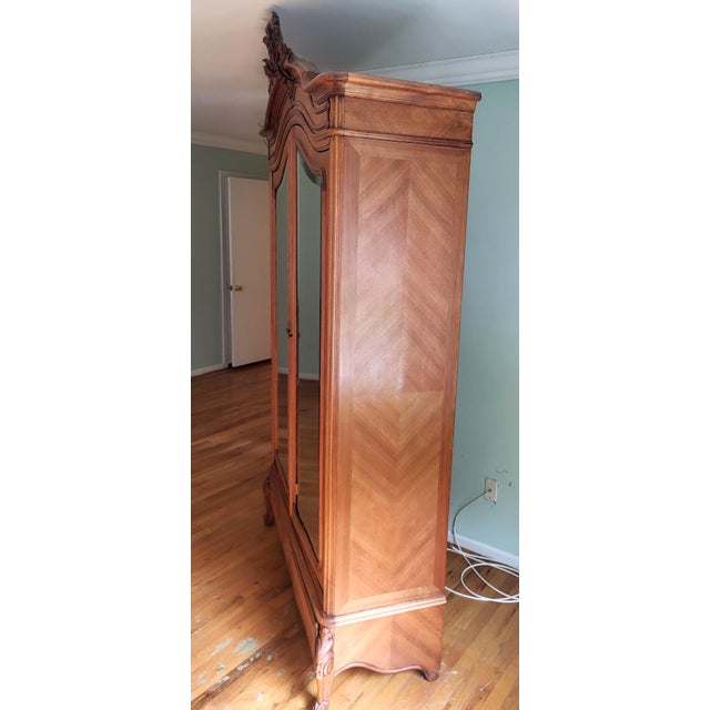 Early 20th Century Antique French Louis XV Style Carved Walnut Double Mirror Door Armoire Wardrobe For Sale - Image 5 of 18