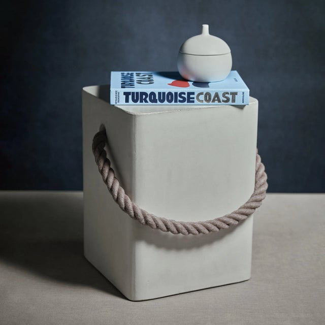 Contemporary Tiziano Concrete Stool with Rope Handle, White For Sale - Image 3 of 4