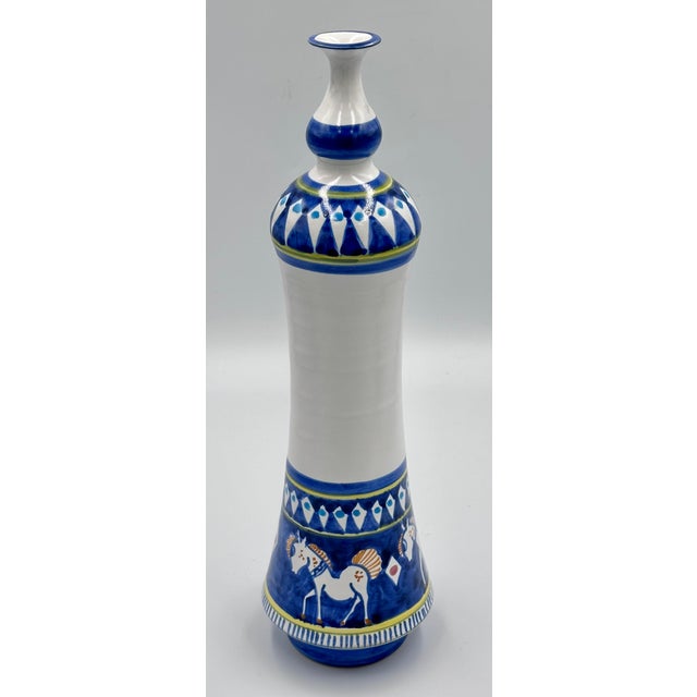Vintage Vietri Hand-Painted Cassetta Italian Faiance Ceramic Bud Vase For Sale In Palm Springs - Image 6 of 8