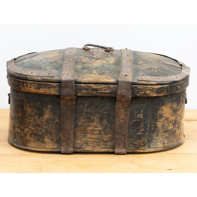 Early 19th Century Swedish Pine Box, Locking Trunk For Sale - Image 4 of 10