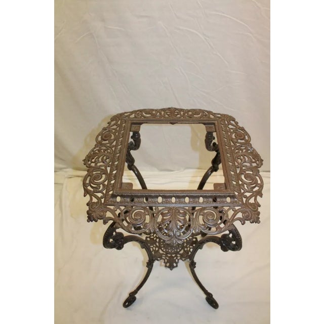1900 - 1909 19th Century American Victorian Cast Iron Marble Top Lamp Table Stand For Sale - Image 5 of 8