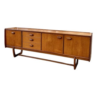 Mid-Century Modern Teak Long Sideboard, 1960s For Sale