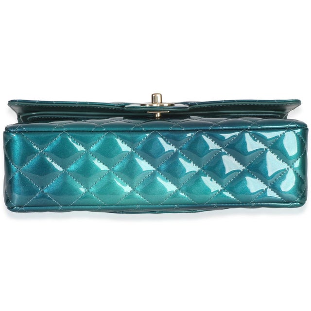 1950s Green Blue Shaded Quilted Patent Medium Classic Double Flap Bag For Sale - Image 5 of 9
