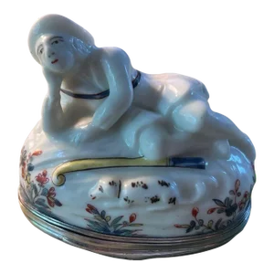 1735 Saint-Cloud Snuff Box in the Form of a Shepherd