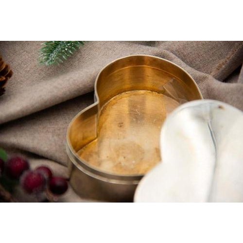 Heart-Shaped Silver Box with Removable Lid For Sale - Image 4 of 5