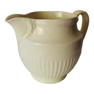 Wedgwood “Edme” Cream Jug — Queen’s Ware, Etruria & Barlaston, England, C. 1940s–1960s