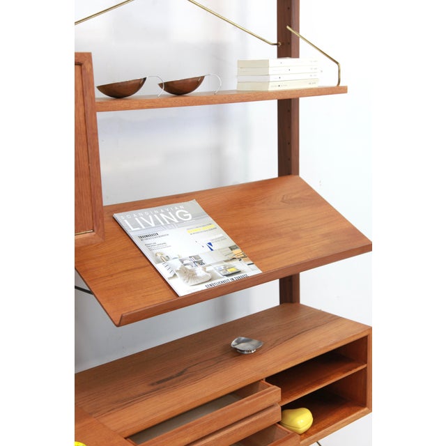 Brown Two-Strip Freestanding Modular Royal System Shelving System in Teak by Poul Cadovius, 1960s, Set of 11 For Sale - Image 8 of 16