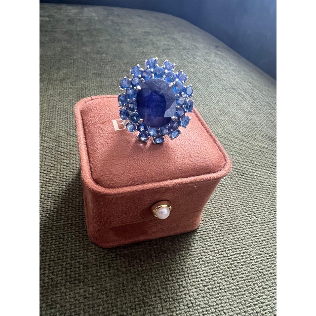 Bochic "Orient" Natural Blue MUlti Sapphire Set In 18K White Gold & Silver For Sale - Image 11 of 18