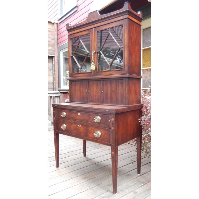 This exceptional handsome piece was handcrafted in the 1940's by the Old Colony Furniture Company which was a very...