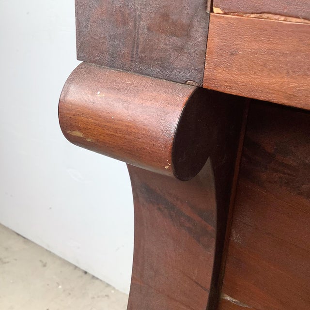 19th Century American Empire Flame Mahogany Four-Drawer Chest For Sale - Image 15 of 18