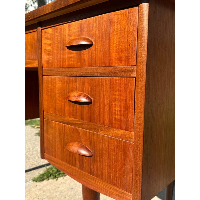Danish Modern Teak Writing Desk in the Style of Arne Vodder, Denmark, Circa 1960s For Sale - Image 4 of 7