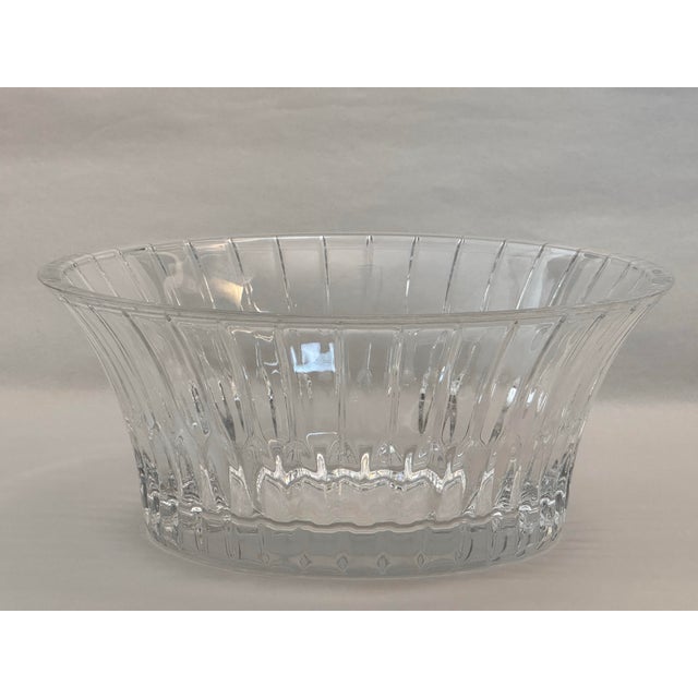 Gorgeous Mikasa Park Lane glass bowl. Perfect for serving fruit, fruit salad, salad, or just as a pretty, sun-catching...