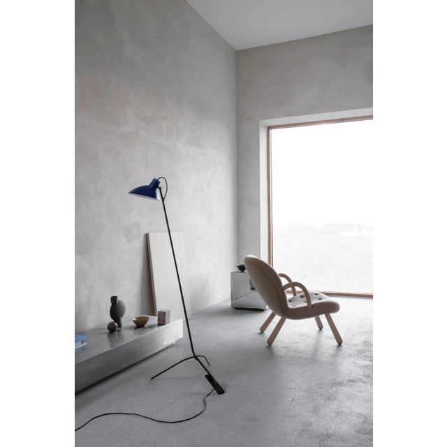 Vittoriano Viganò 'Vv Cinquanta' Floor Lamp in White For Sale - Image 4 of 9