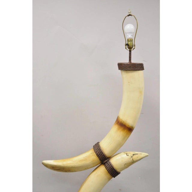 Chinoiserie Vintage Chinoiserie African Safari Faux Horn Tusk Fiberglass Floor Lamp For Sale - Image 3 of 12