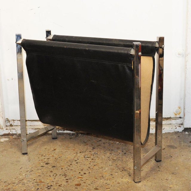 Mid-Century Modern Chrome and Black Leather Magazine Rack, 1960s For Sale - Image 6 of 9